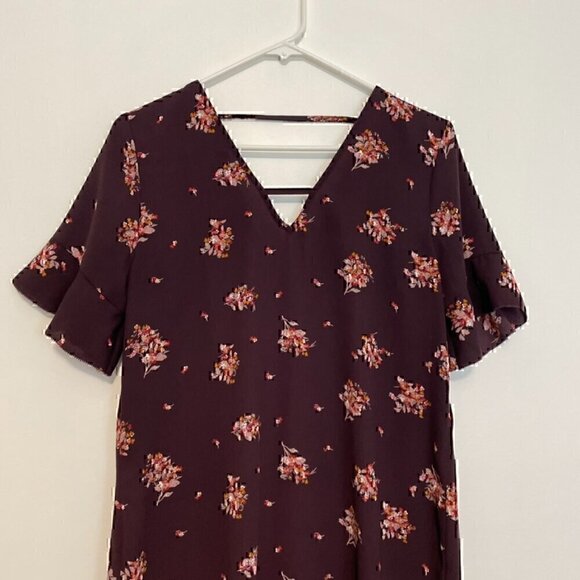 MAURICES Floral Bar Back Shift Dress Plum Purple Multi Short Sleeve Mini Fall S - Picture 3 of 13